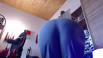 A Stunning Italian'S Collection Of Farts For Your Viewing Pleasure