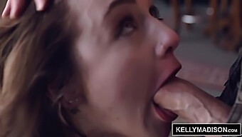 Kelly Madison Lærer Rosalyn Sphinx Om Dreng/Pige Creampie