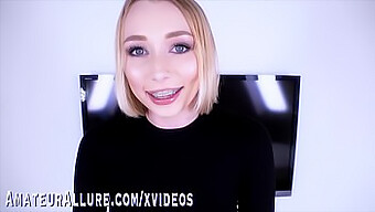 Náramky Atheny May Dodávají Tomuto Videu S Kouřením A Análním Sexem Další Vrstvu Erotiky