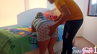 Latina Amateur Recibe Una Follada Anal De Su Padrastro