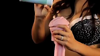 تجربة المتعة النهائية لـ Fleshlight بمساعدة ديزي ماري ..