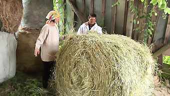 Petani Jerman Bergantian Mengisap Kontol Dalam Pesta Seks Di Luar Ruangan