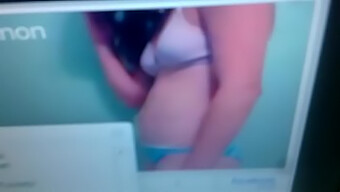 Omegle Teen: สาว 18+ ที่ร้อนแรงที่สุดบนอินเทอร์เน็ต