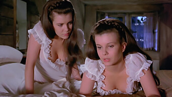 L'Attrice Madeline Collinson E Sua Sorella Mary Collinson In Una Scena Hot Con I Vampiri