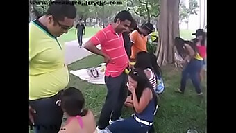 Các Cô Dì Desi Bú Cu Trong Video Khiêu Dâm Ấn Độ Này