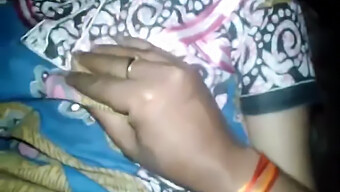 18+ Indian Girlfriend Fingers And Creampies