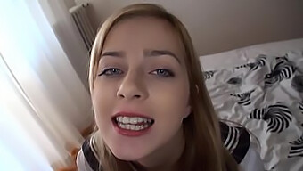 Abigaile Johnston Požira Spermo V Tem Porno Videu