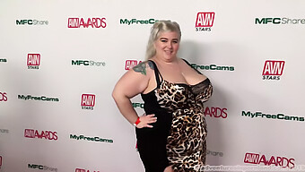 Big Boobs And Big Asses On Display At The 2019 Avn Awards