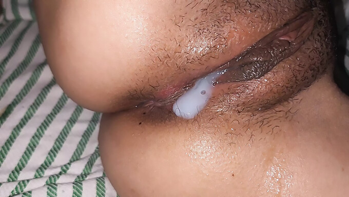 18+ Tiener Krijgt Een Creampie