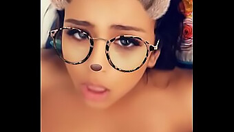 18+ Genç Üvey Kardeşiyle Snapchat Üzerinde Sikişiyor