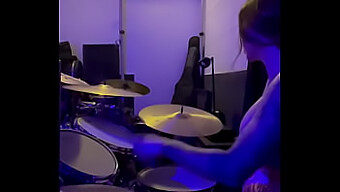 Watch Felicity Feline'S Big Natural Tits Bounce To The Beat Of Her Drum