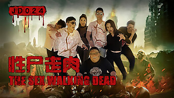 Vintage Chinese Gloryhole: The Walking Dead